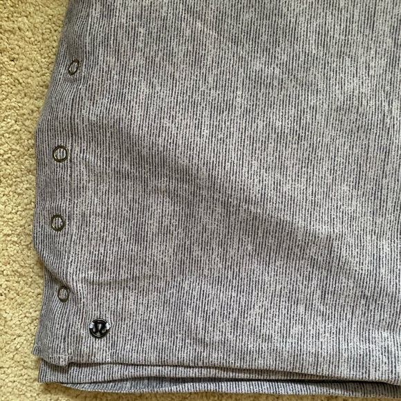 Lululemon- Vinyasa Scarf (infinity scarf) - Picture 4 of 7